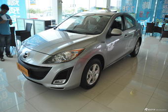 2013款马自达3星骋三厢1.6L手动精英型