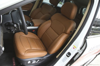 2015款哈弗H8 2.0T自动四驱豪华型