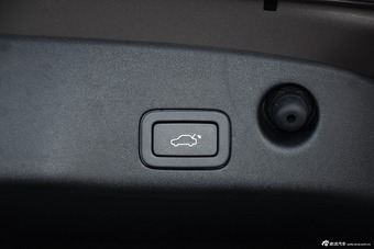 2016款捷豹XJL 3.0L自动SC四驱全景商务版