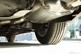 2015款睿翼2.0L自动轿跑精英型