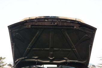 2016款中兴威虎TUV 2.5T手动澳洲版柴油四驱豪华型