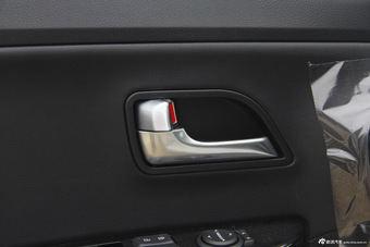 2015款起亚K2 1.4L自动Premium三厢