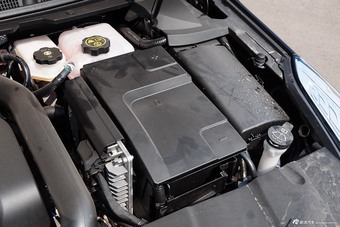 2015款凯迪拉克XTS 28T自动舒适型