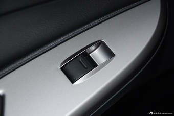 2015款比亚迪全新L3节能版1.5L自动舒适型