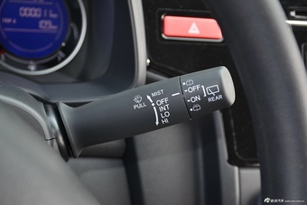 2016款飞度1.5L CVT LX舒适天窗型