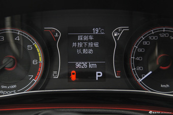 2014款菲亚特致悦1.4T自动运动版