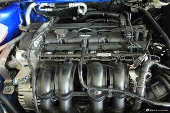 2012款福克斯三厢