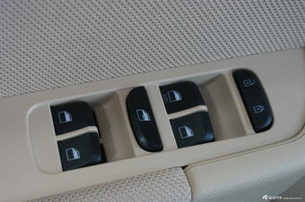 2012款中华V5 1.6L手动豪华型图片