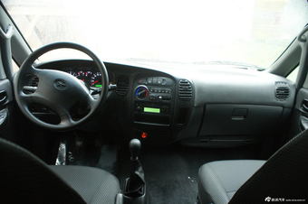 2012款瑞风穿梭2.0L手动短轴时光版图片