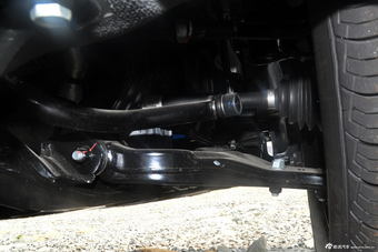 2013款狮跑2.0L GLS自动两驱版