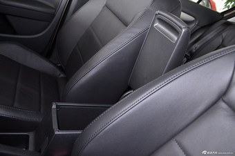 2013款朗逸1.6L自动舒适版 睿智金