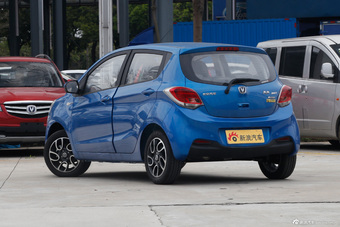 2015款奔奔1.4L自动IMT尊贵型国5