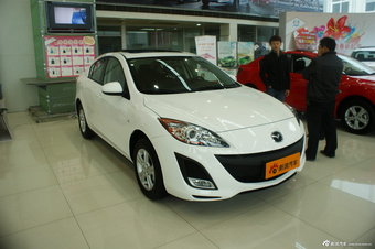 2011款马自达3星骋三厢