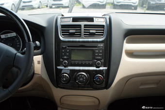 2013款狮跑2.0L GL自动两驱版