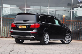 2015款奔驰GL500 4MATIC