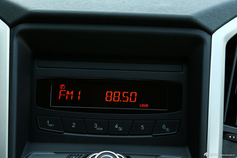 2015款艾瑞泽7 1.6L手动致领版