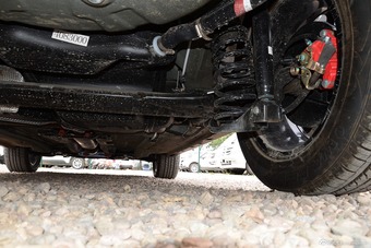 2016款中华V5 1.5L手动两驱运动型