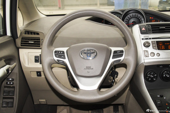 2015款逸致1.8L自动跨界版