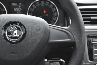 2016款昕动1.6L自动创行版