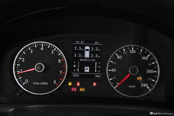 2016款野马T70 1.8T自动CVT睿智型