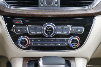 2016款传祺GA8 2.0T自动至尊版320T