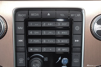 2016款沃尔沃XC60 2.0T T5智行版