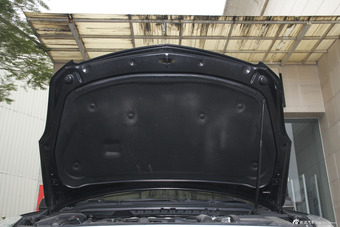 2015款凯迪拉克XTS 2.0T自动28T豪华型