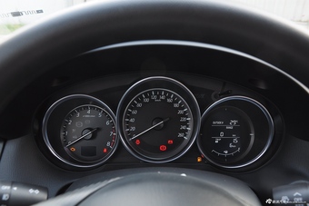 2015款马自达CX-5 2.0L手动两驱舒适型