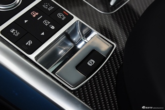 2015款路虎揽胜运动版SVR