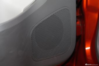 2013款新赛欧三厢1.2L手动温馨版