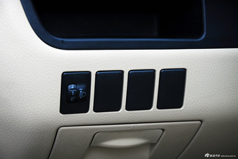 2015款汉兰达3.5L自动四驱豪华版7座