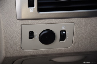 2015款凯越1.5L自动尊享型