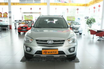 2013款奔腾X80 2.3L自动旗舰型图片