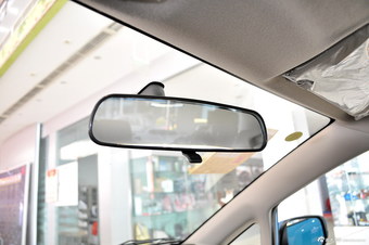 2014款理念1.3L手动舒适型 巴黎蓝