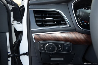 2015款金牛座2.7T自动旗舰型