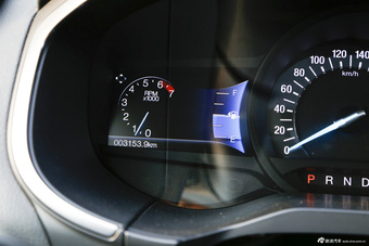 2015款锐界2.0T自动两驱豪锐型