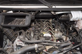 2015款图雅诺2.8T长轴商务版