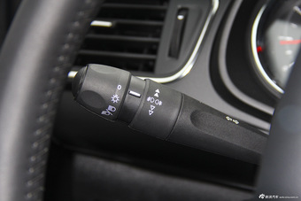 2015款东风雪铁龙C3-XR 1.6L自动智能型