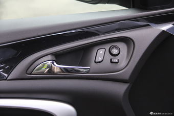 2015款君威1.6T自动领先技术型