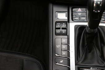 2017款Macan GTS 3.0T自动