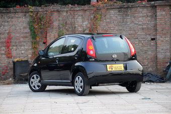 2012款比亚迪F0实拍