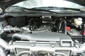 2012款瑞风穿梭2.0L手动短轴时光版图片