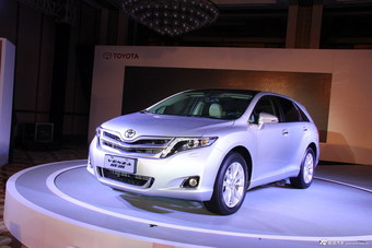 丰田2013款威飒2.7至尊四驱版