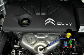 2013款雪铁龙C4L 1,8L手动劲享版