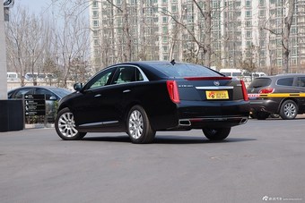 2015款凯迪拉克XTS 28T自动舒适型