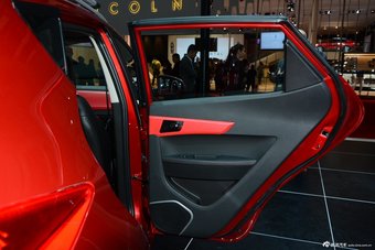 2015上海车展：瑞风S2