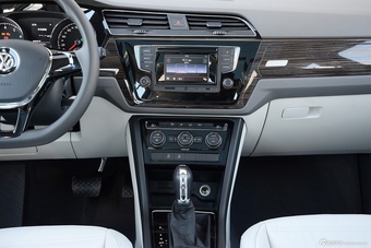 2016款途安L 1.4L自动舒适型