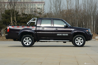 2016款中兴威虎TUV 2.5T手动澳洲版柴油四驱豪华型