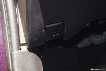 2014款威驰1.5L自动智臻版