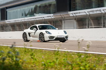 2013款Cayman